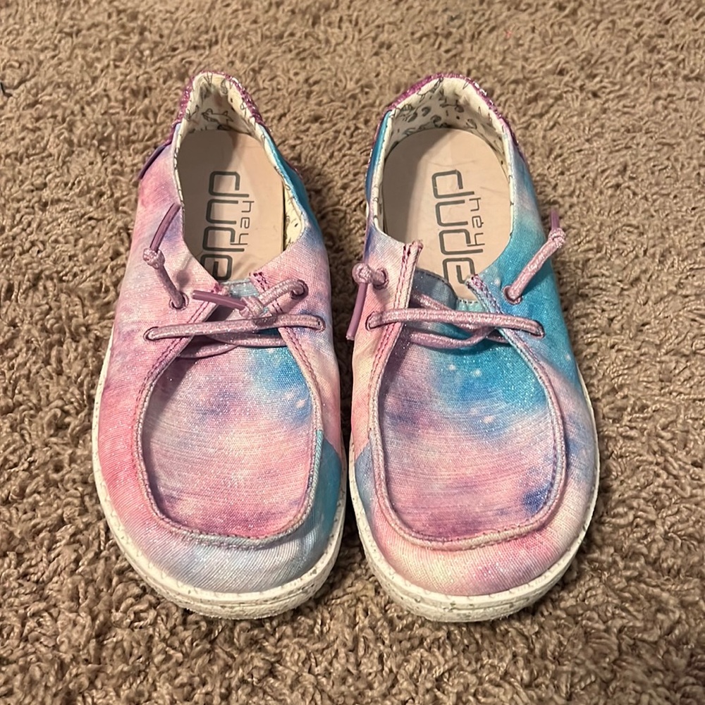Hey dude girl shoes